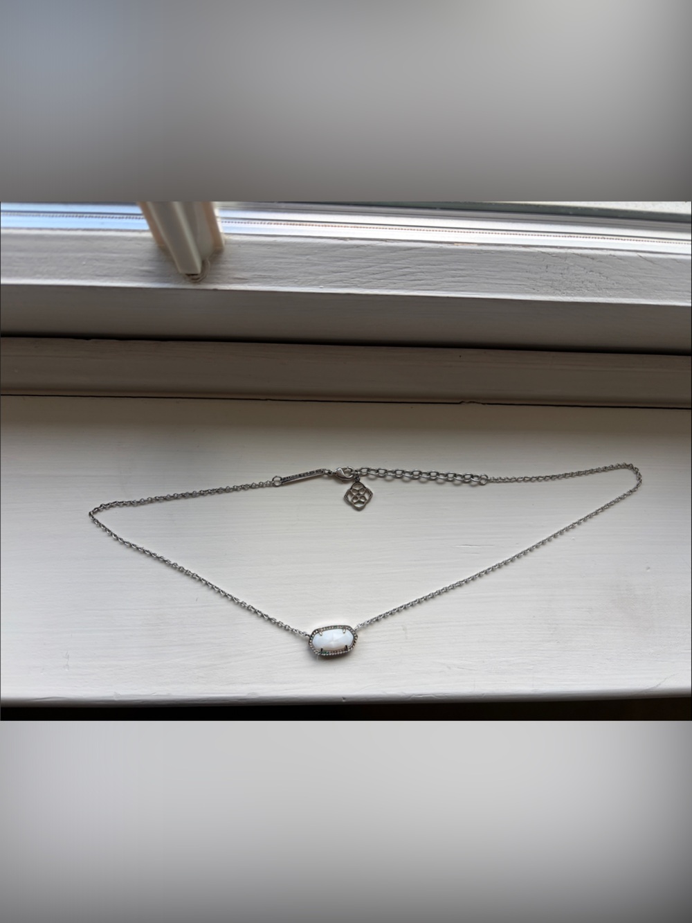 Kendra Scott Elisa Silver Necklace with White Stone